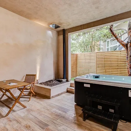 Aristide Bruant, Privatif Appartement